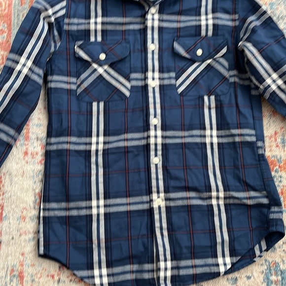 JCrew heavyweight flannel blue plaid button down two pockets - Picture 4 of 5